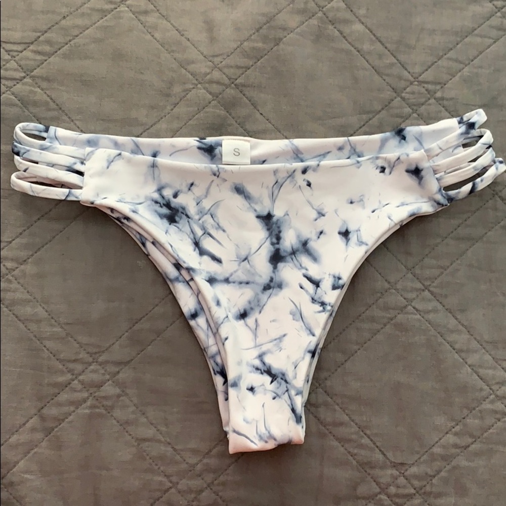 shein bikini bottoms cheeky size small